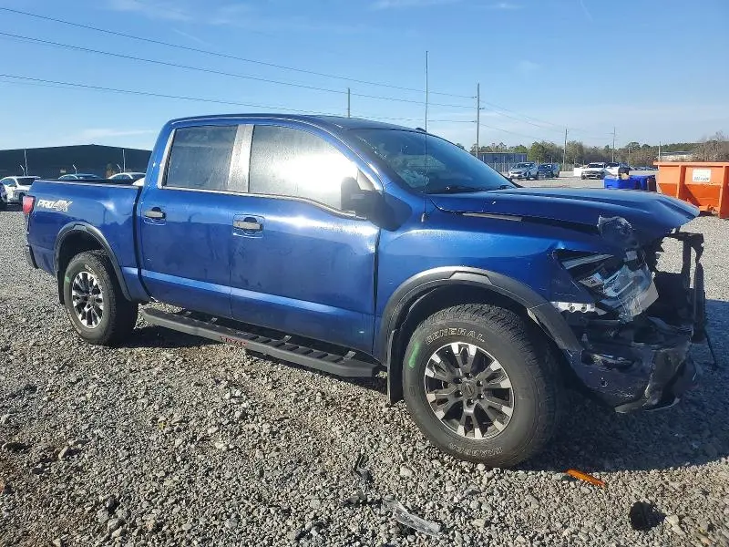 2021 NISSAN TITAN SV  