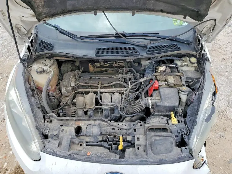 2016 FORD FIESTA SE  