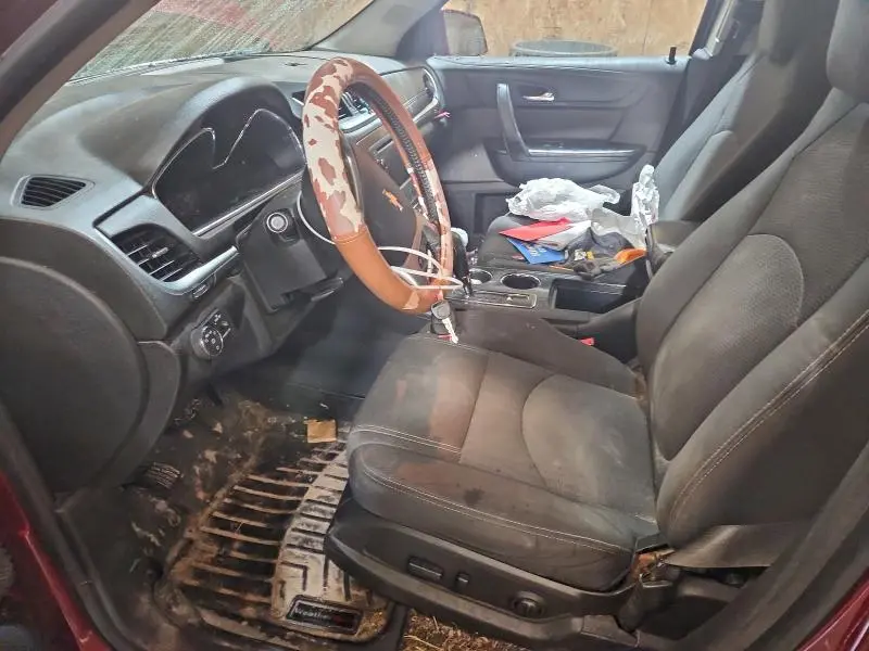 2016 CHEVROLET TRAVERSE LT  