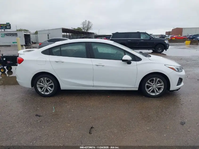 2019 CHEVROLET CRUZE LS