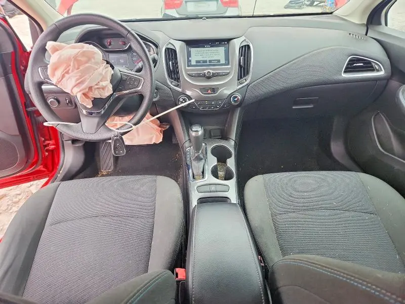 2017 CHEVROLET CRUZE LT  