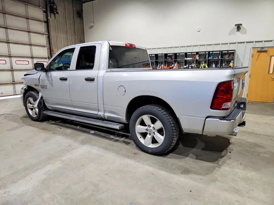 2014 RAM 1500 ST  