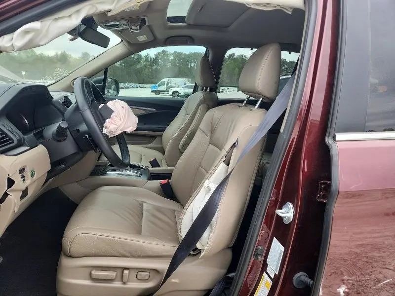2022 HONDA PILOT SE  