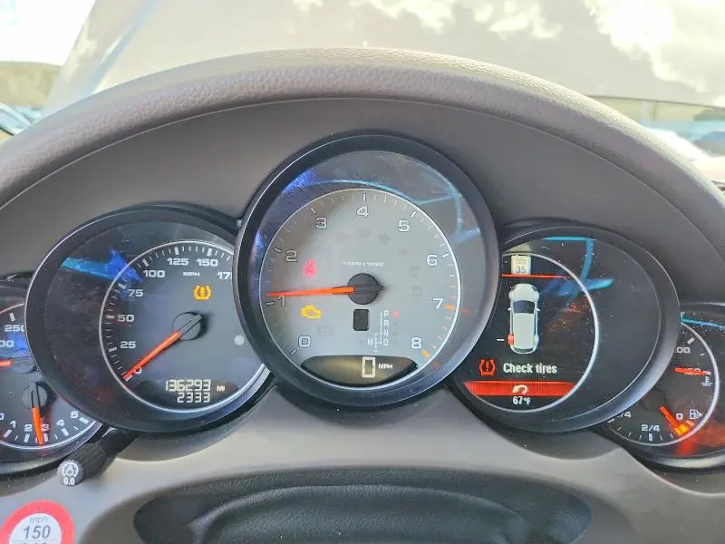 2016 PORSCHE CAYENNE S  
