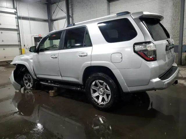 2014 TOYOTA 4RUNNER SR5  