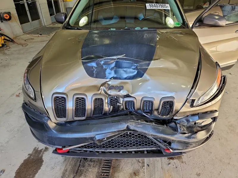 2017 JEEP CHEROKEE TRAILHAWK  