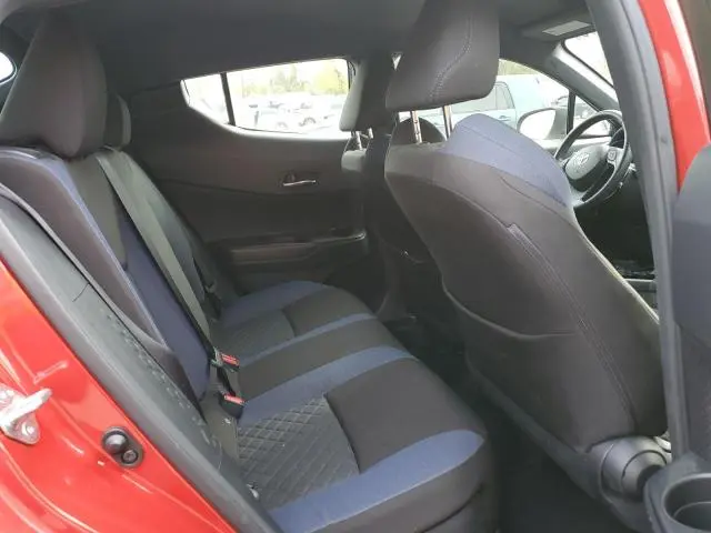 2020 TOYOTA C-HR XLE  