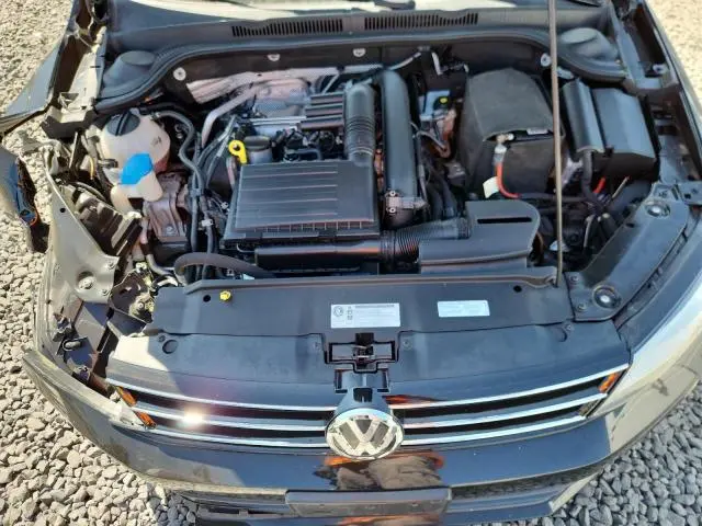 2017 VOLKSWAGEN JETTA SE  