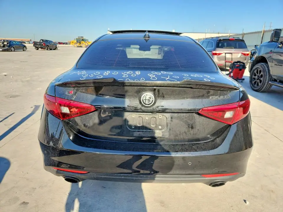 2019 ALFA ROMEO GIULIA TI  