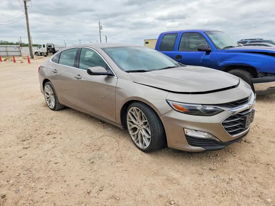 2022 CHEVROLET MALIBU LT  
