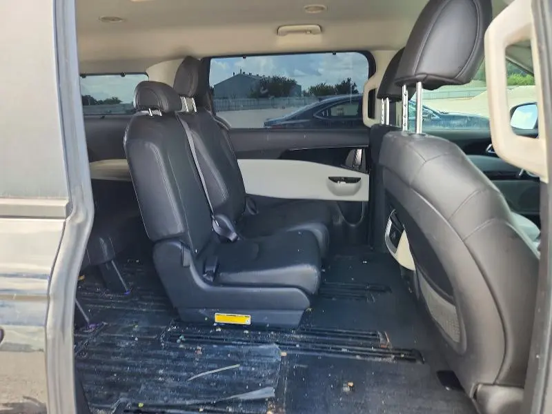2022 KIA CARNIVAL   