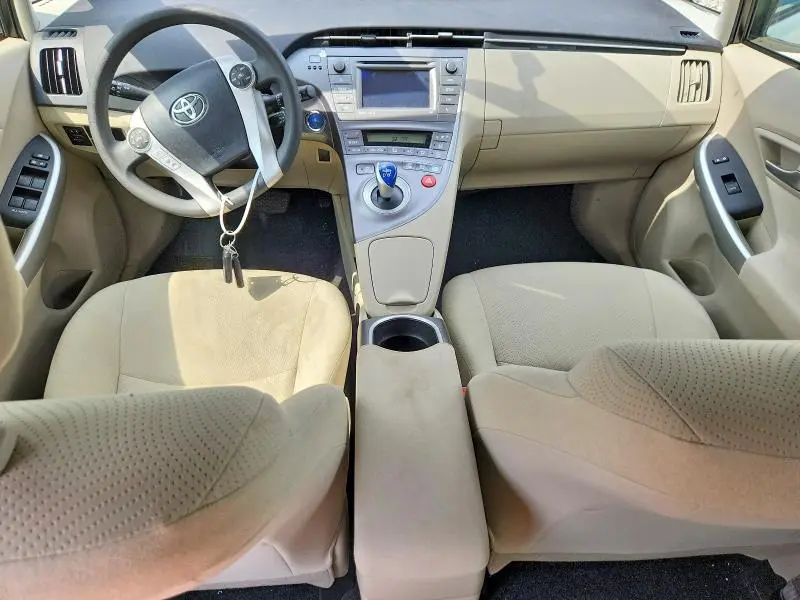 2014 TOYOTA PRIUS THREE  