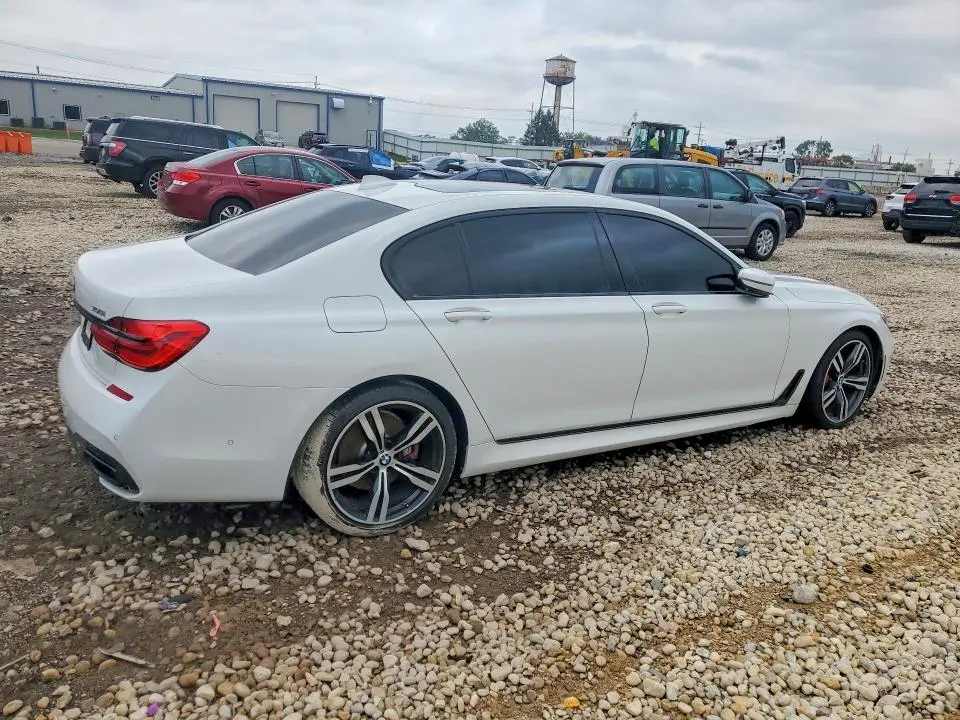 2018 BMW 750 XI  