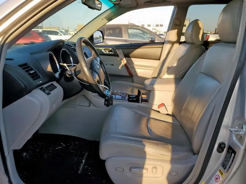 2011 TOYOTA HIGHLANDER LIMITED  