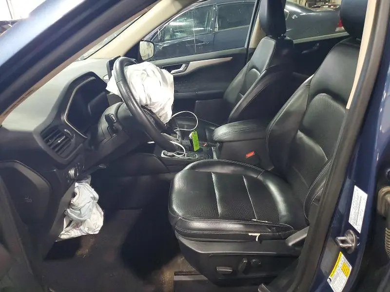 2020 FORD ESCAPE SE SPORT  