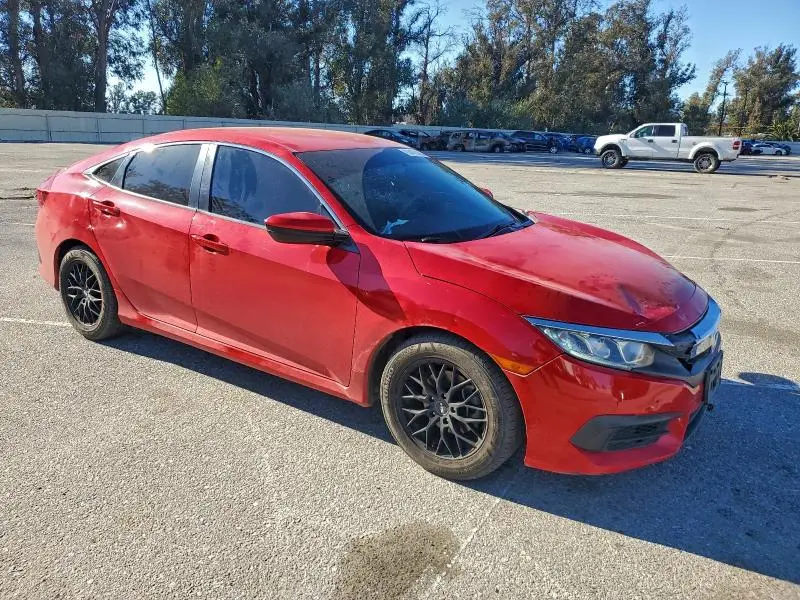 2018 HONDA CIVIC LX  