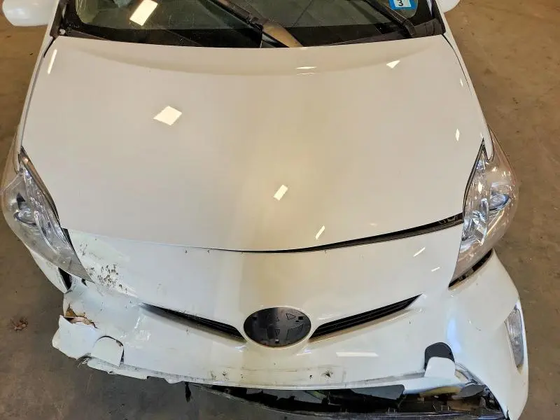 2014 TOYOTA PRIUS THREE  