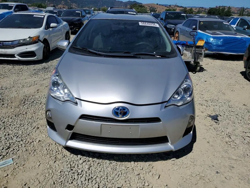 2014 TOYOTA PRIUS C ONE  