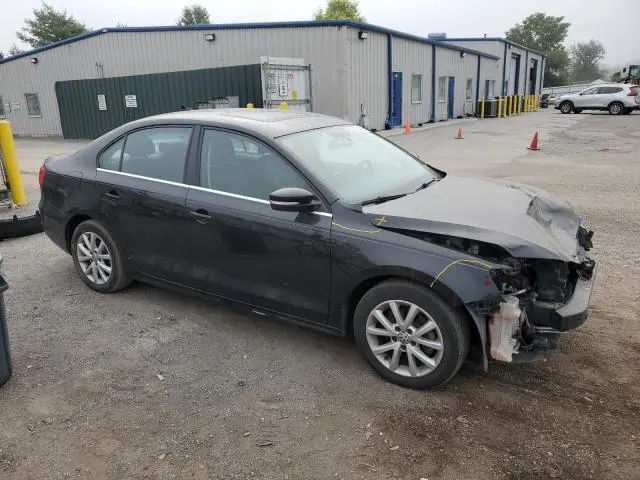 2013 VOLKSWAGEN JETTA SE  