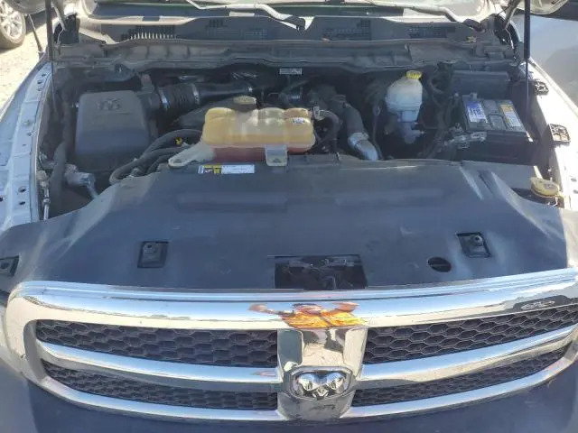 2015 RAM 1500 ST  