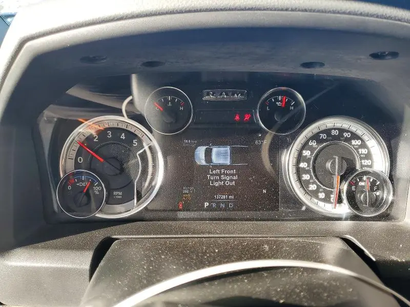 2018 RAM 1500 SLT  