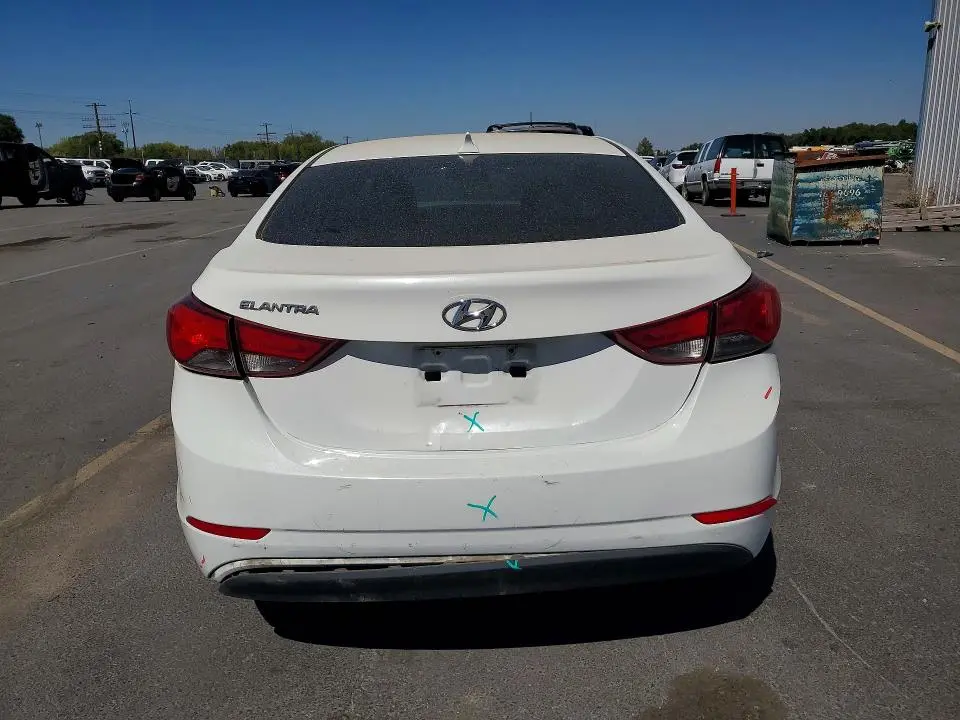 2014 HYUNDAI ELANTRA SE  