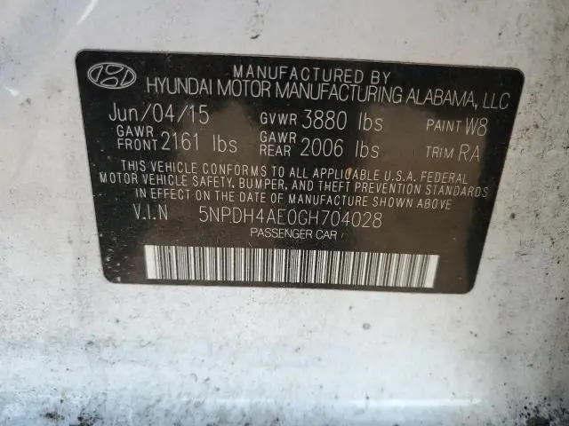 2016 HYUNDAI ELANTRA SE  