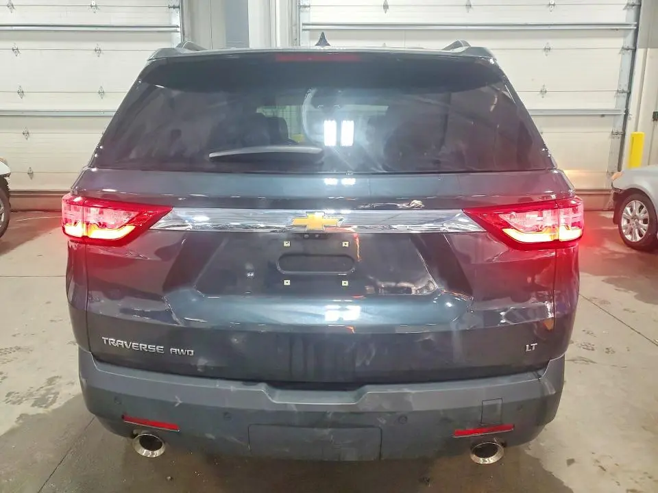 2021 CHEVROLET TRAVERSE LT  