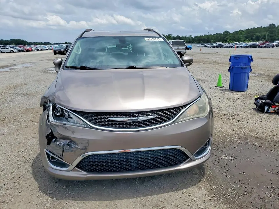 2017 CHRYSLER PACIFICA TOURING L  