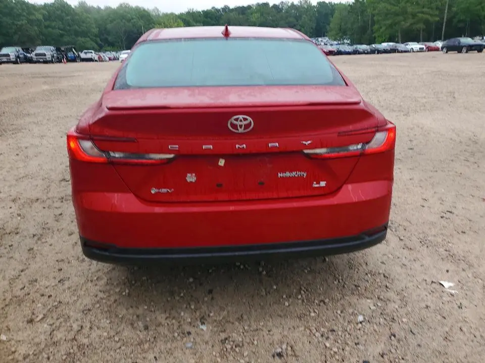 2025 TOYOTA CAMRY LE  