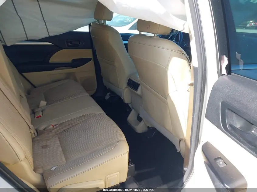 2015 TOYOTA HIGHLANDER LE PLUS V6