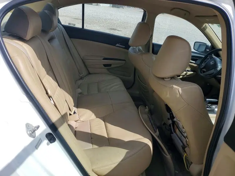 2011 HONDA ACCORD SE  