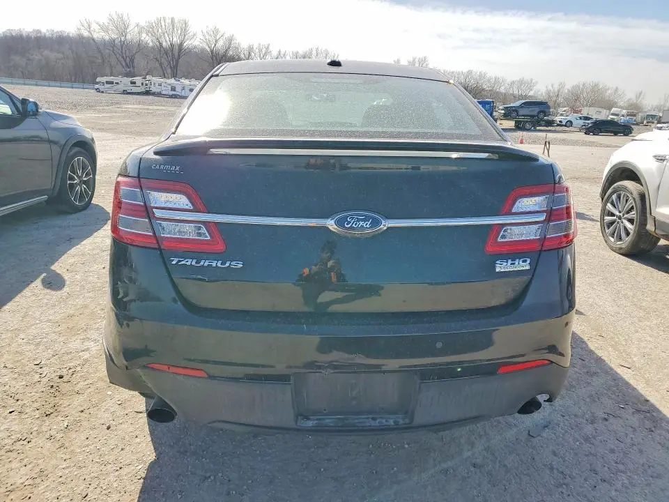 2016 FORD TAURUS SHO  