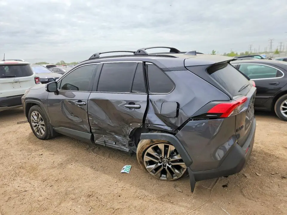 2025 TOYOTA RAV4 XLE PREMIUM  
