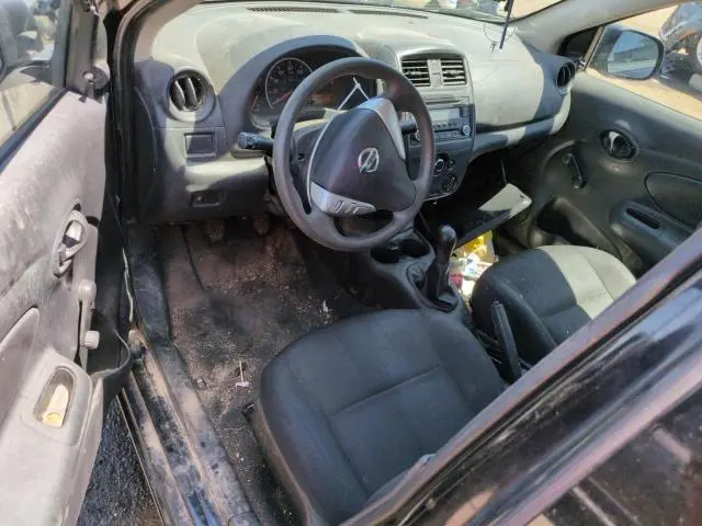 2015 NISSAN VERSA S  