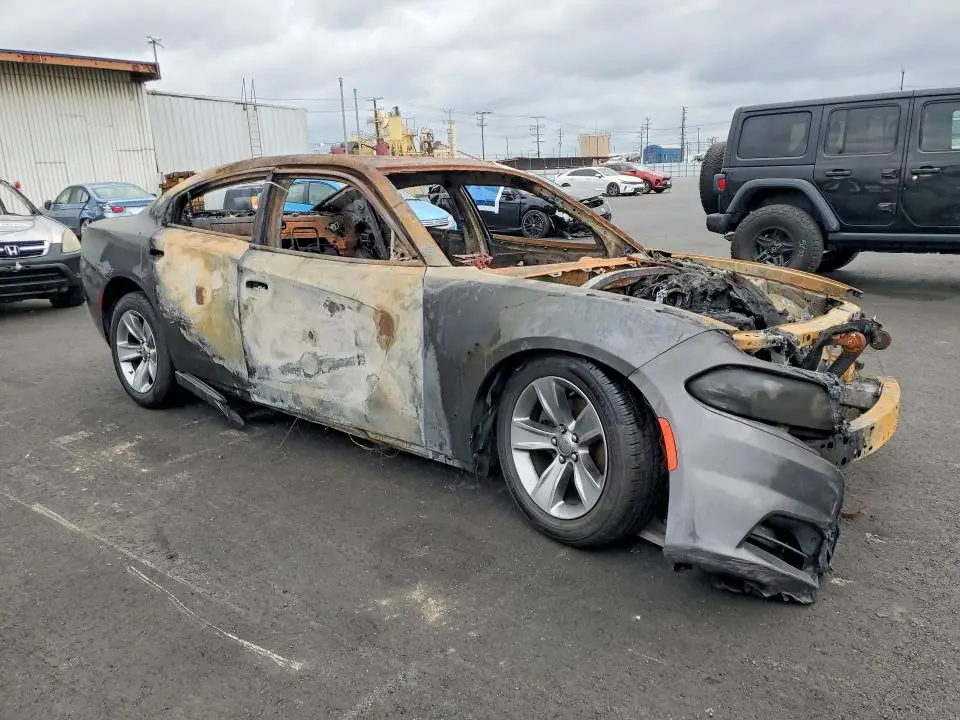 2017 DODGE CHARGER SXT  