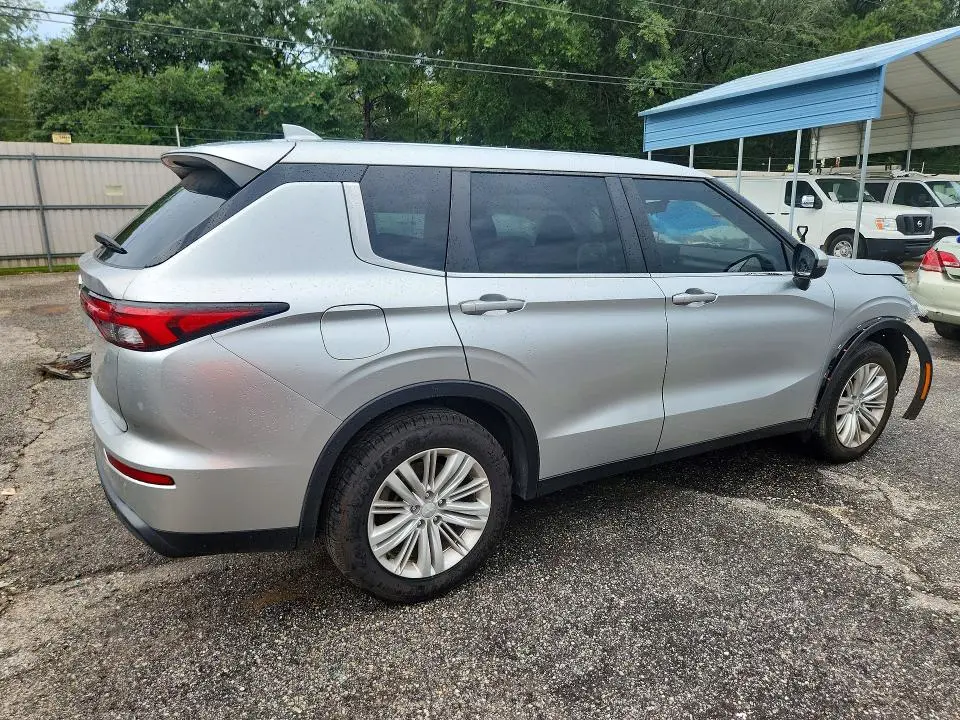 2023 MITSUBISHI OUTLANDER ES  