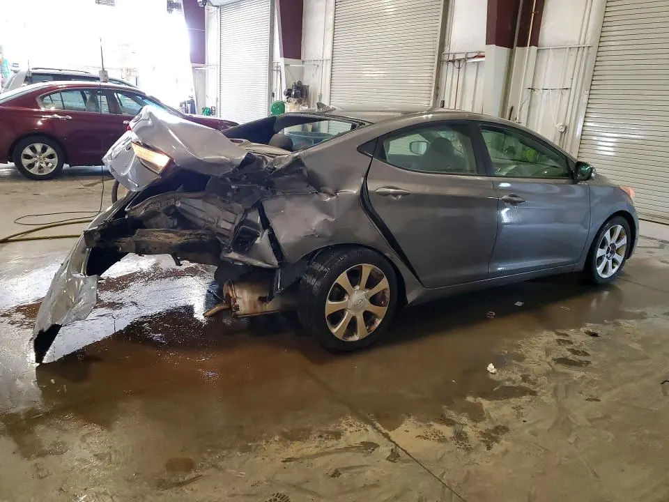 2011 HYUNDAI ELANTRA LIMITED  