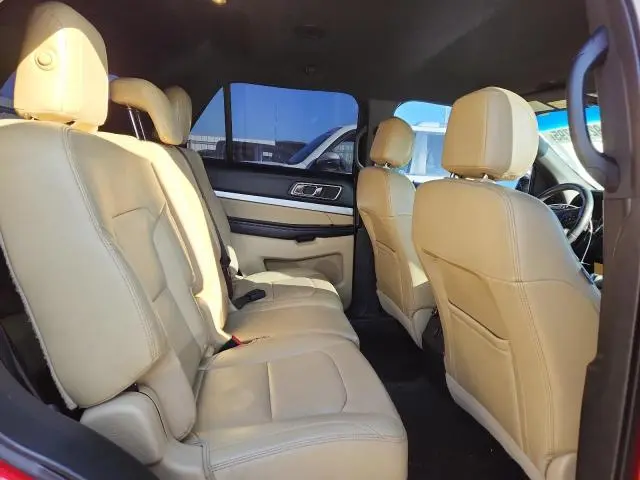 2016 FORD EXPLORER XLT  