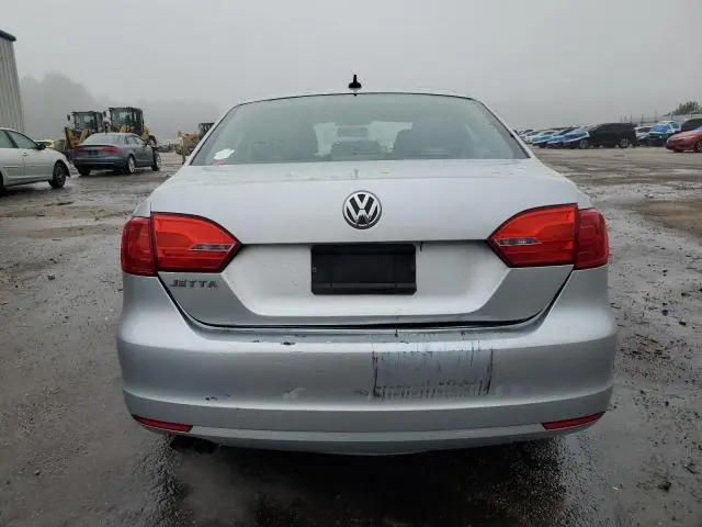 2012 VOLKSWAGEN JETTA SE  
