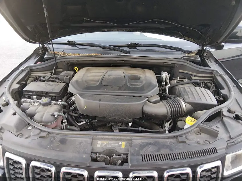 2021 JEEP GRAND CHEROKEE LAREDO E 4X4