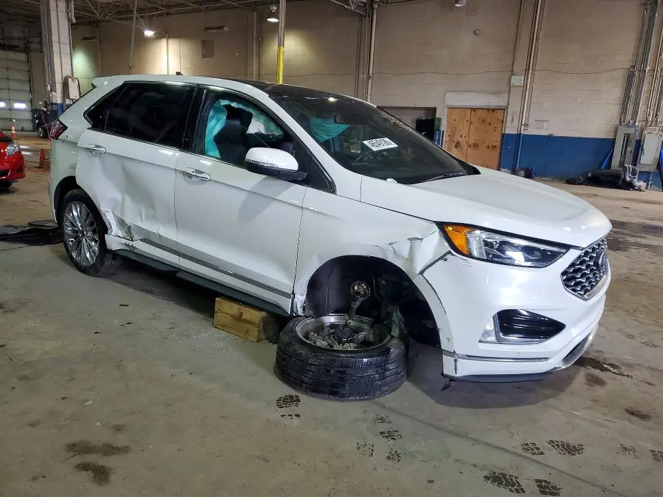 2021 FORD EDGE TITANIUM  