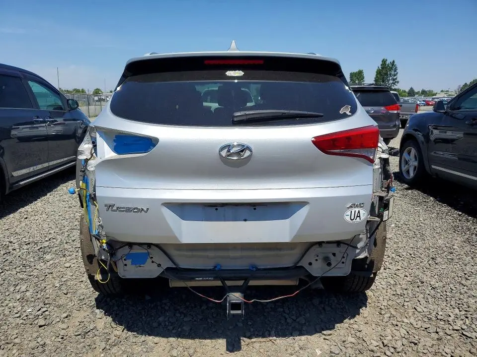 2018 HYUNDAI TUCSON SEL PLUS  