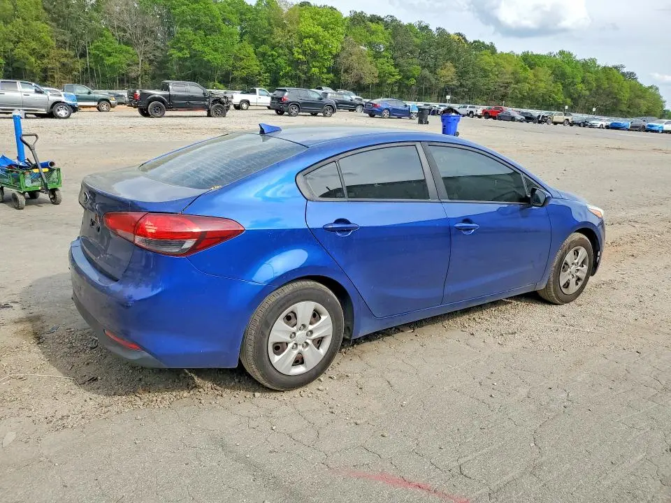 2018 KIA FORTE LX  