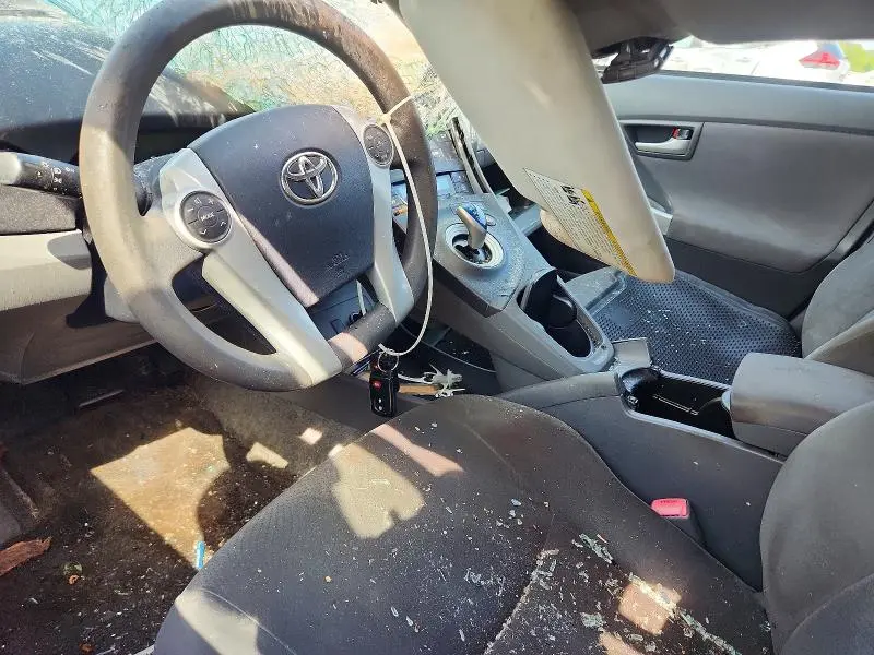 2010 TOYOTA PRIUS II  