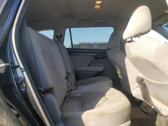 2020 TOYOTA HIGHLANDER L  