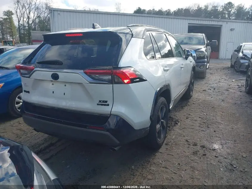 2020 TOYOTA RAV4 HYBRID XSE