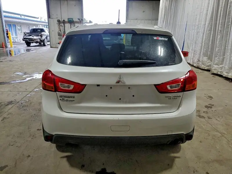 2015 MITSUBISHI OUTLANDER SPORT SE  
