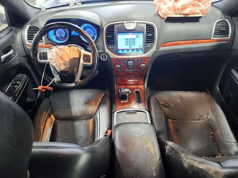 2013 CHRYSLER 300   