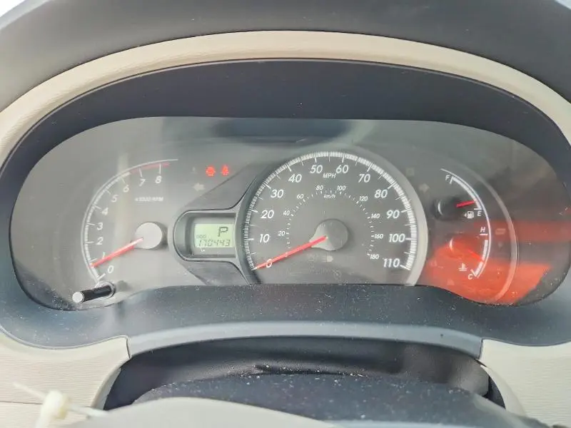 2014 TOYOTA SIENNA LE  